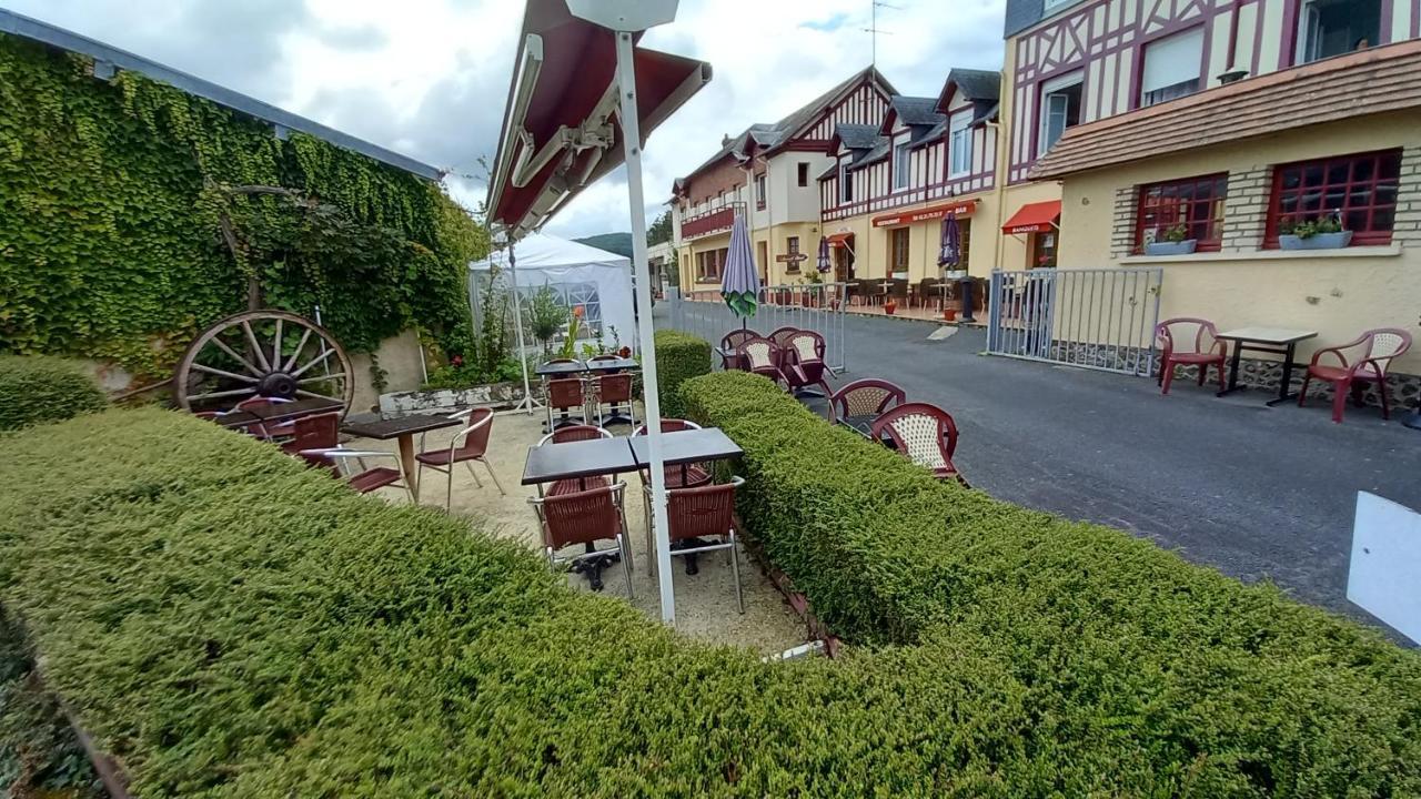 Hotellerie Normande Dozule Exterior photo