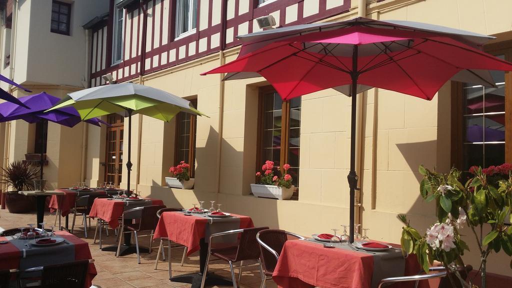 Hotellerie Normande Dozule Exterior photo